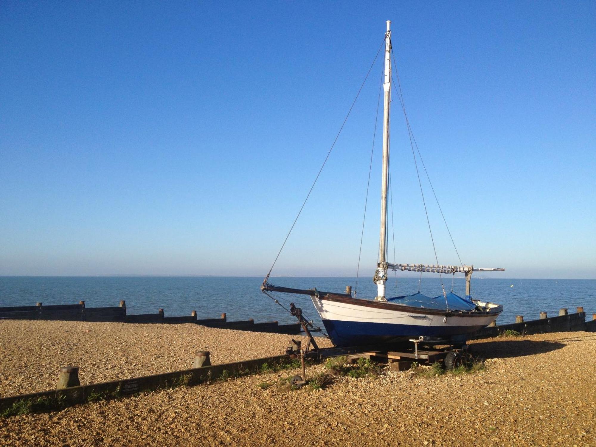 Barnacle Drift - A Stylish Holiday home Whitstable